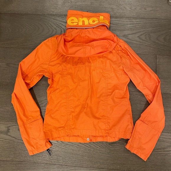 Orange zip up bench wind jacket - Picture 3 of 4